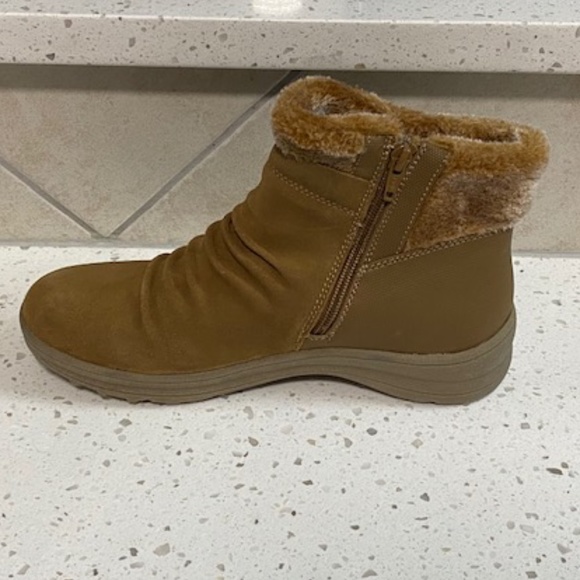 Baretraps Faux Fur Leather Boots Size 8.5 - Picture 4 of 11